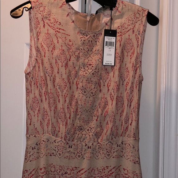 Dress - Picture 2 of 3